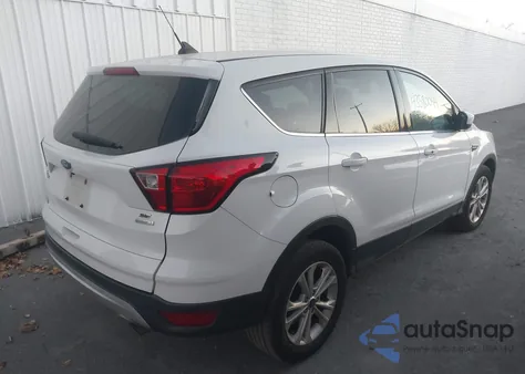 2019 Ford Escape Se z USA, uszkodzony, nr VIN 1FMCU0GD0KUB74555